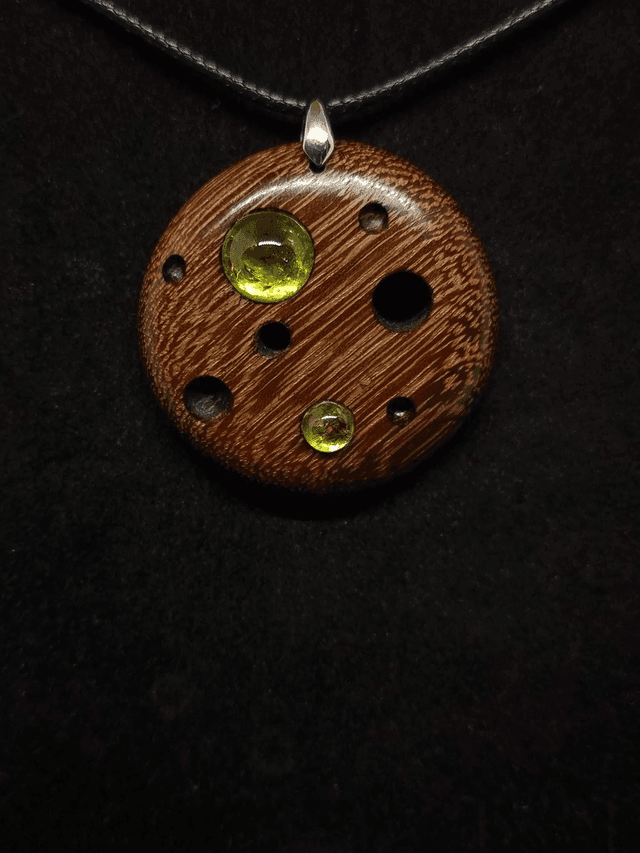 Tourmalines et wengé 